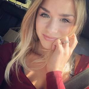 Meet your Posher, Charm